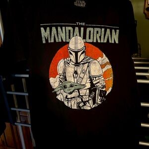 Men’s size S Mandolorian graphic t